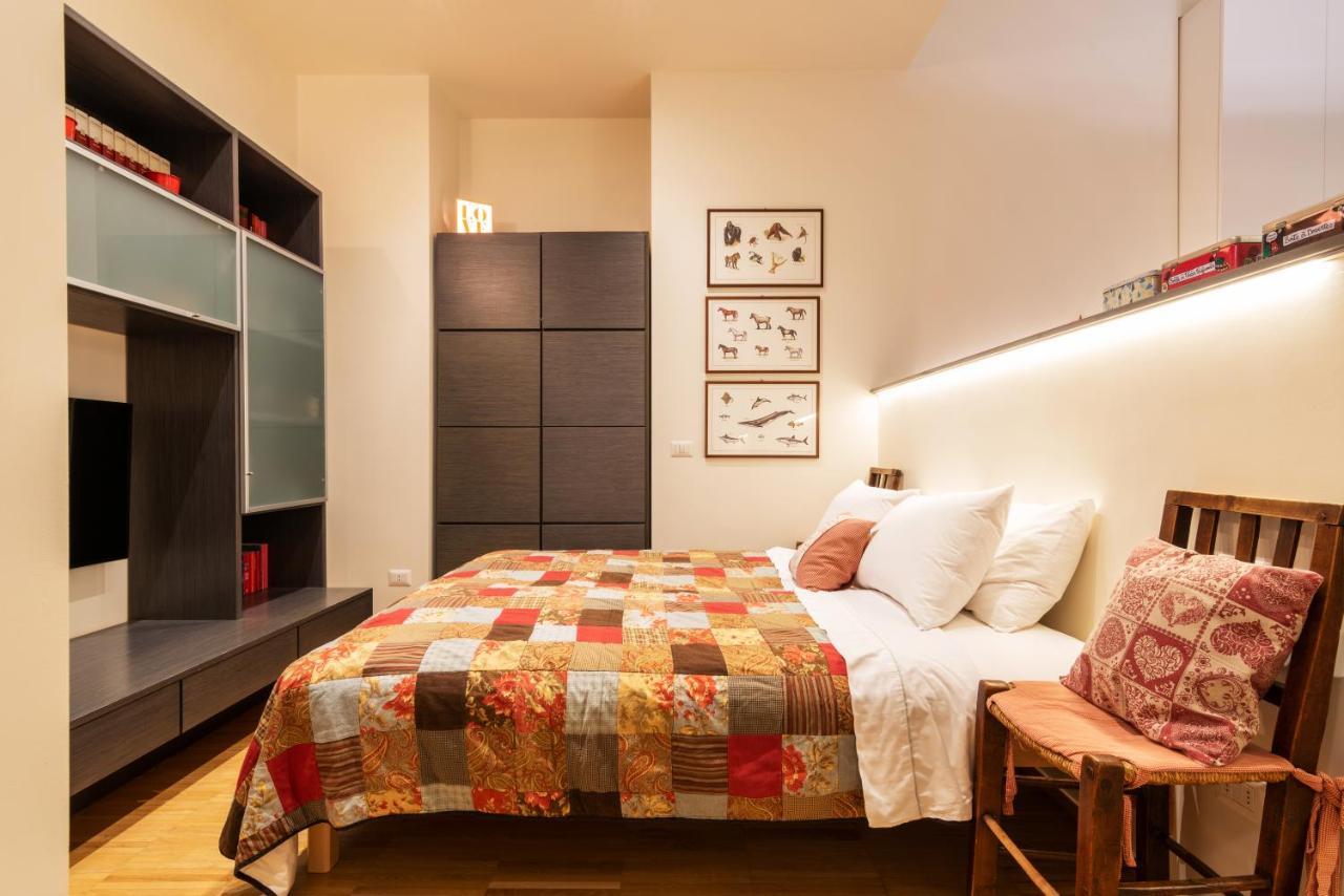 شقة La Casa Colorata - Flats In Milan - Bocconi المظهر الخارجي الصورة