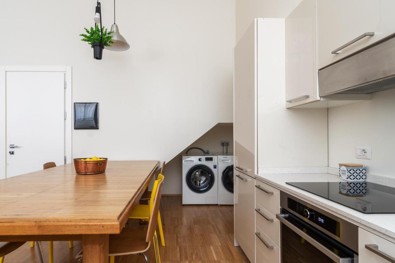شقة La Casa Colorata - Flats In Milan - Bocconi المظهر الخارجي الصورة