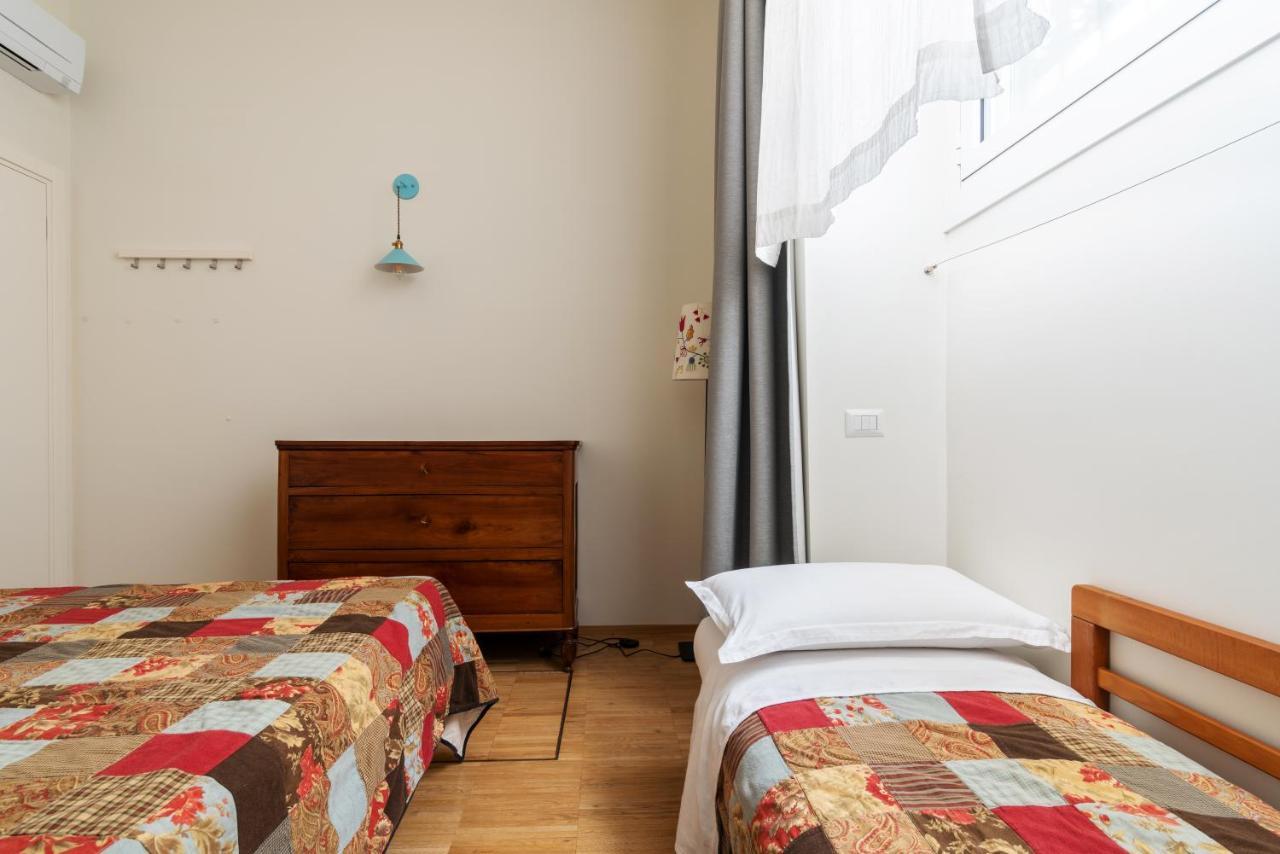 شقة La Casa Colorata - Flats In Milan - Bocconi المظهر الخارجي الصورة