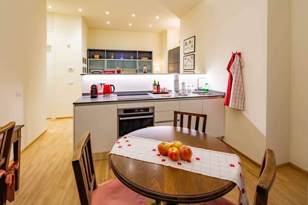 شقة La Casa Colorata - Flats In Milan - Bocconi المظهر الخارجي الصورة